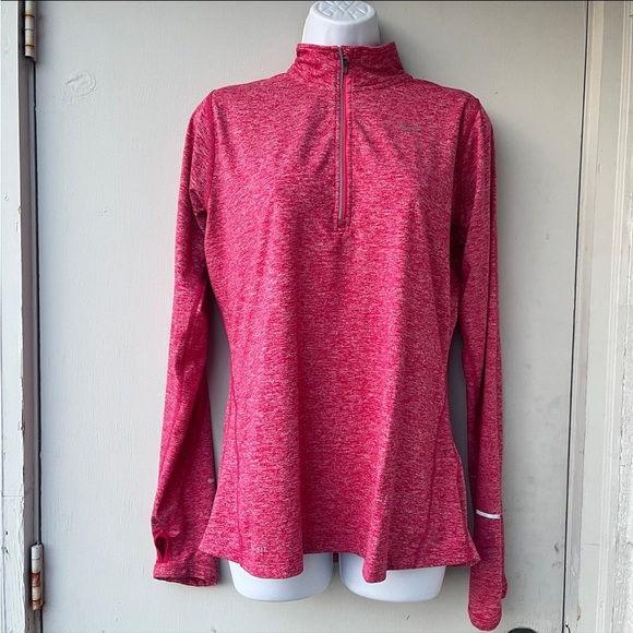Nike women’s 1/2 zip pink long sleeve medium - Picture 2 of 10